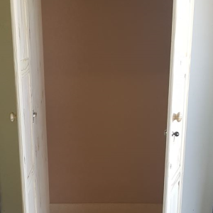 2 D Robe Hang Only 1800X800 - RAW
