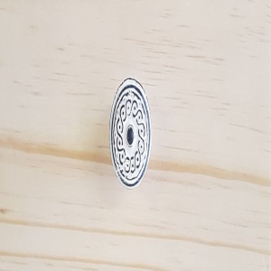 Infinity Crest Knob